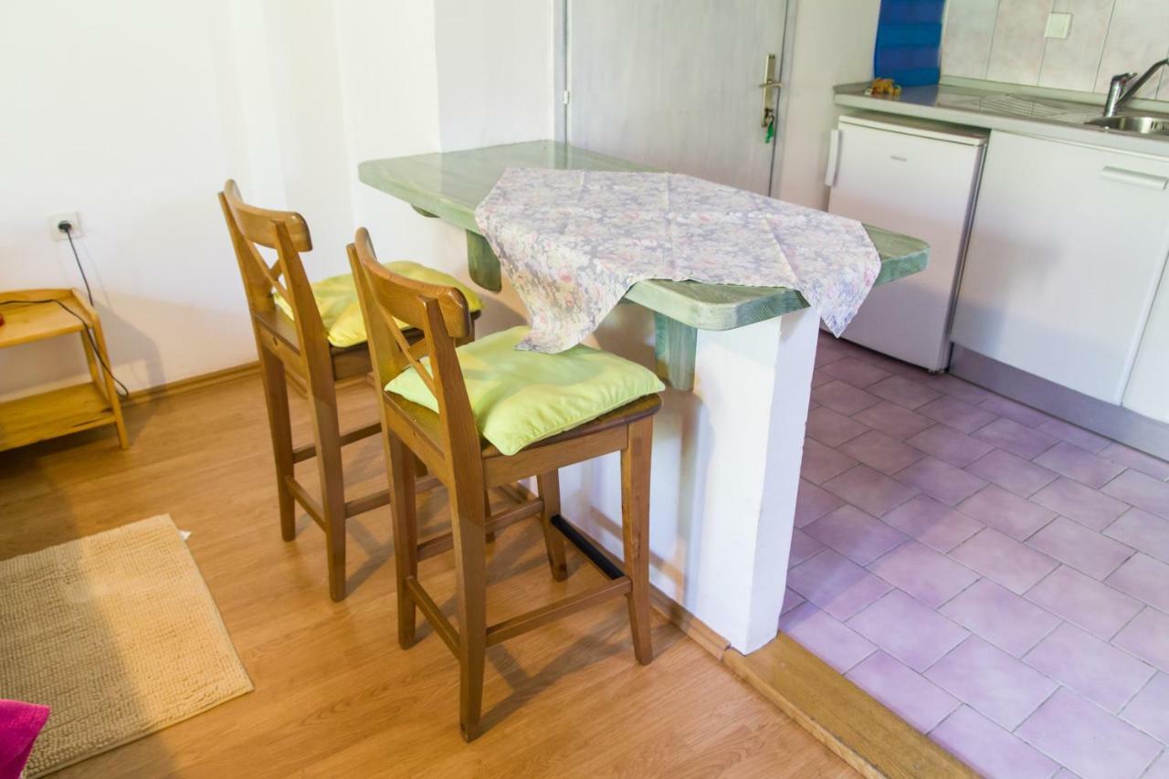 Karmen A Apartamento Veli Lošinj Exterior foto